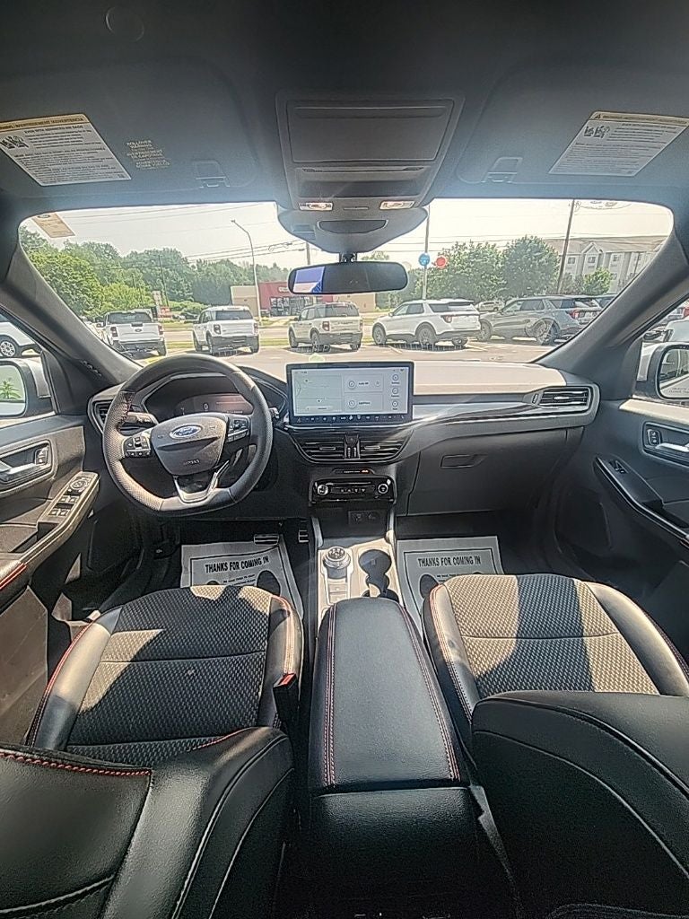 2023 Ford Escape ST-Line Select