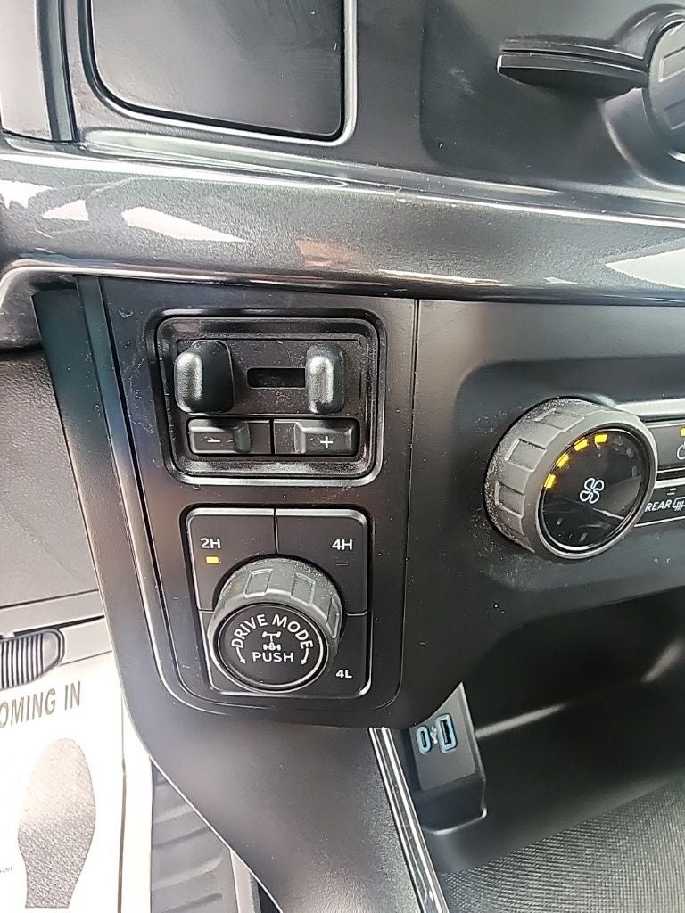 2023 Ford F-150 XL STX