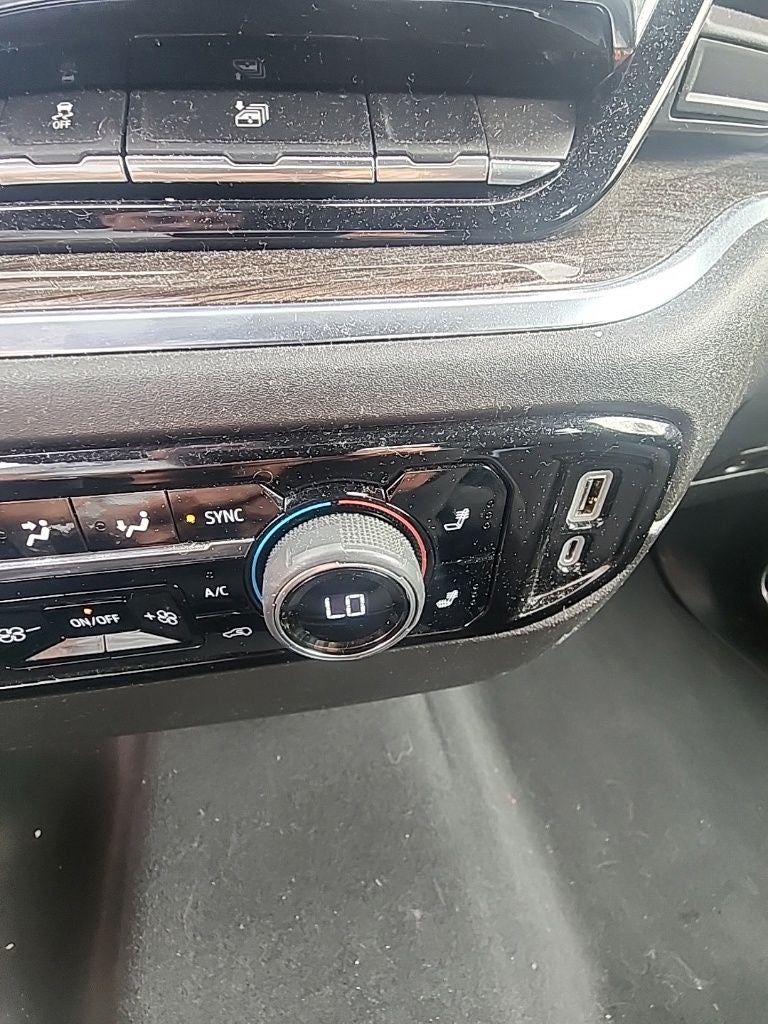 2022 Chevrolet Silverado 1500 LT LT1
