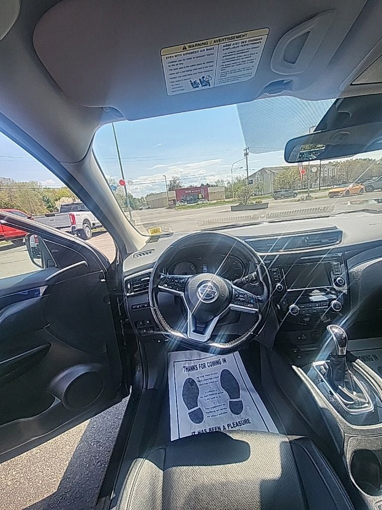 2022 Nissan Rogue Sport SL