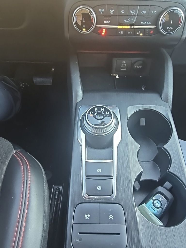 2025 Ford Escape ST-Line Select