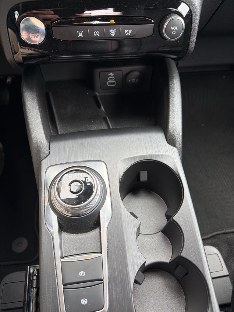 2025 Ford Escape ST-Line Elite