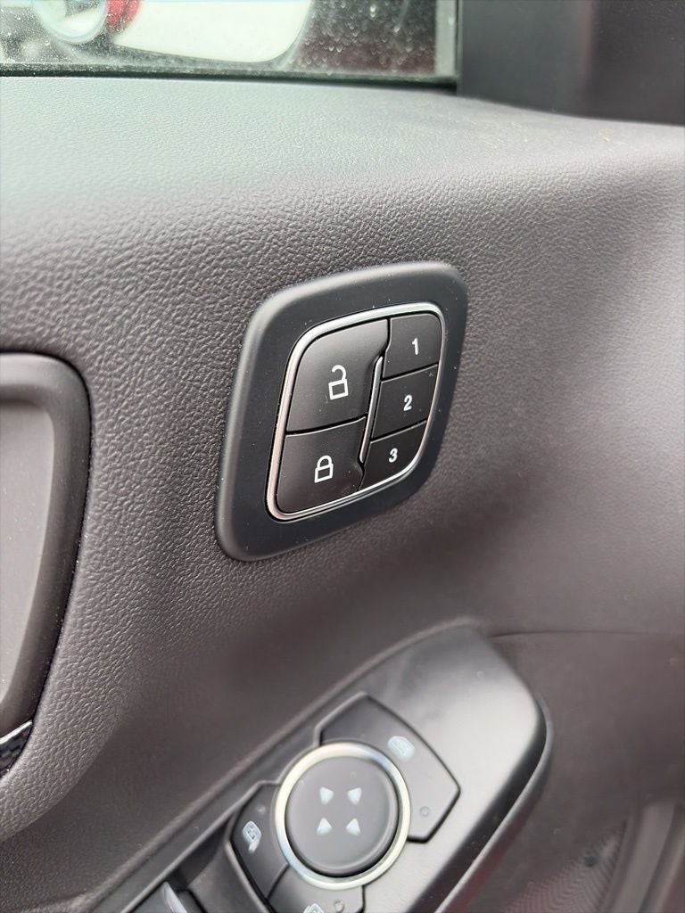 2025 Ford Escape ST-Line Elite