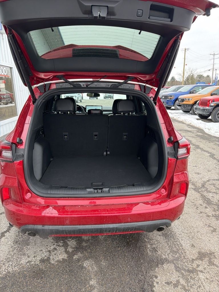 2025 Ford Escape ST-Line Elite