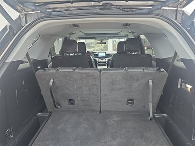 2023 Ford Explorer XLT 202A