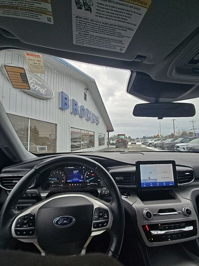 2023 Ford Explorer XLT 202A