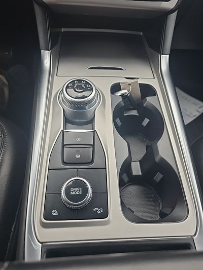 2023 Ford Explorer XLT 202A