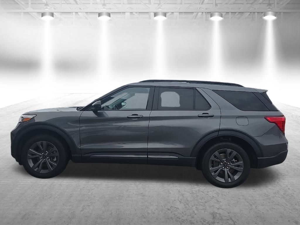 2023 Ford Explorer XLT 202A