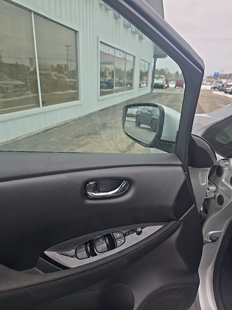 2023 Nissan Leaf SV Plus