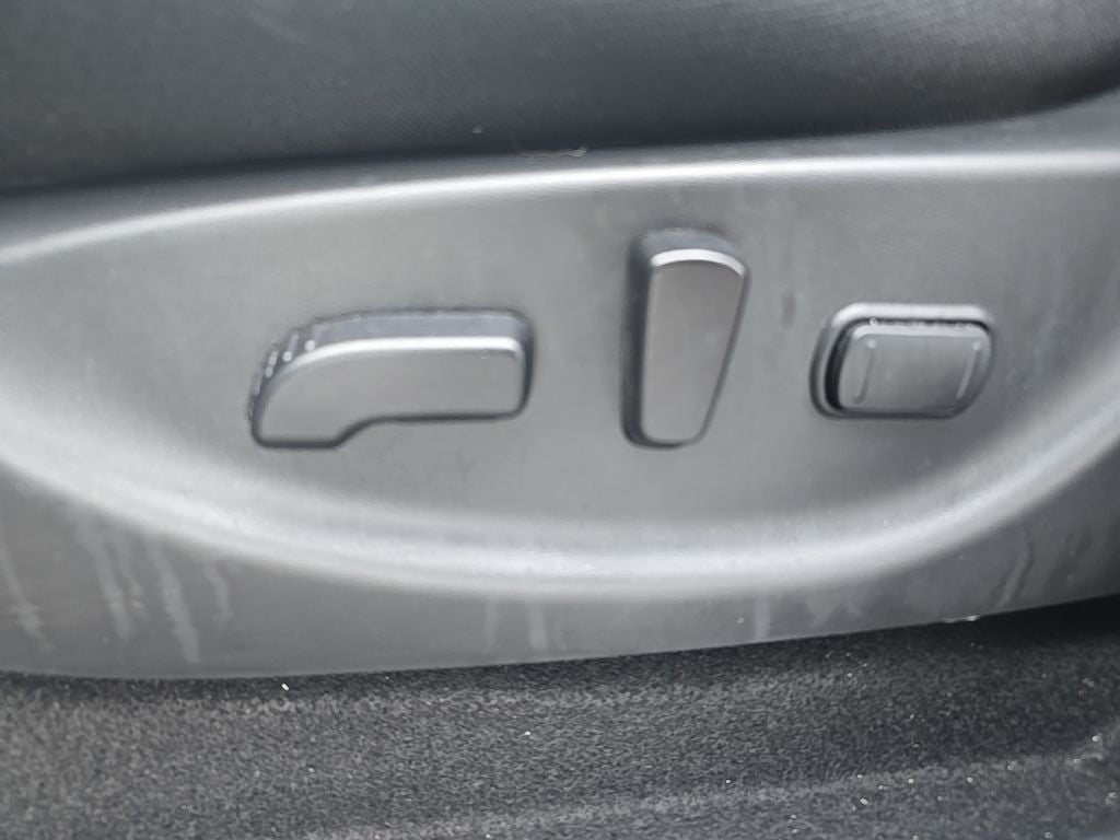 2023 Nissan Leaf SV Plus