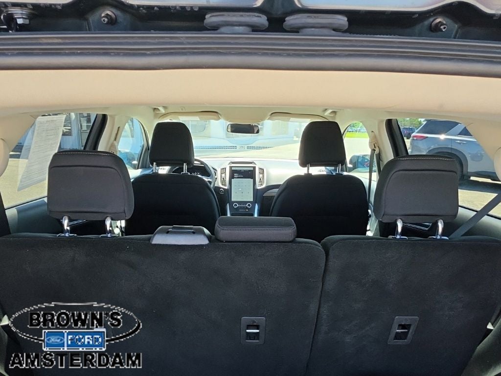 2023 Ford Edge SE