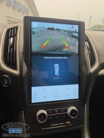 2022 Ford Edge SE
