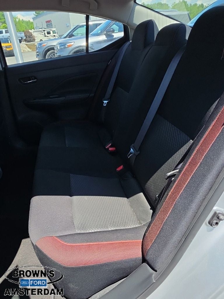 2025 Nissan Versa 1.6 SR