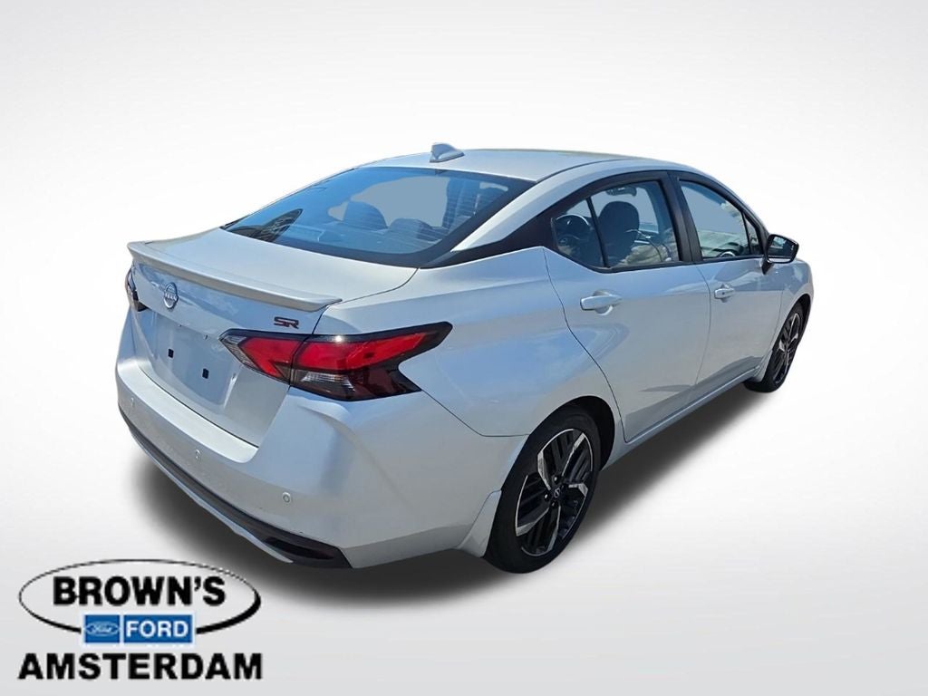 2025 Nissan Versa 1.6 SR