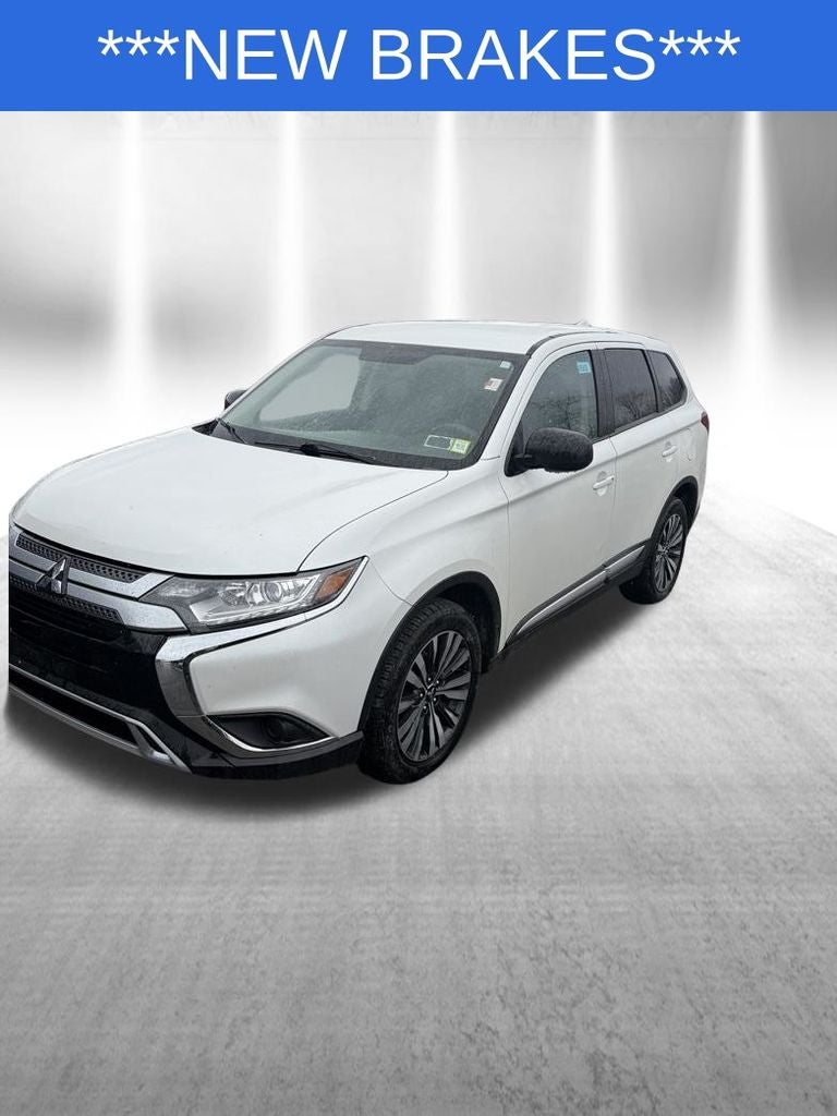 2020 Mitsubishi Outlander SE