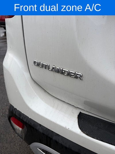 2020 Mitsubishi Outlander SE